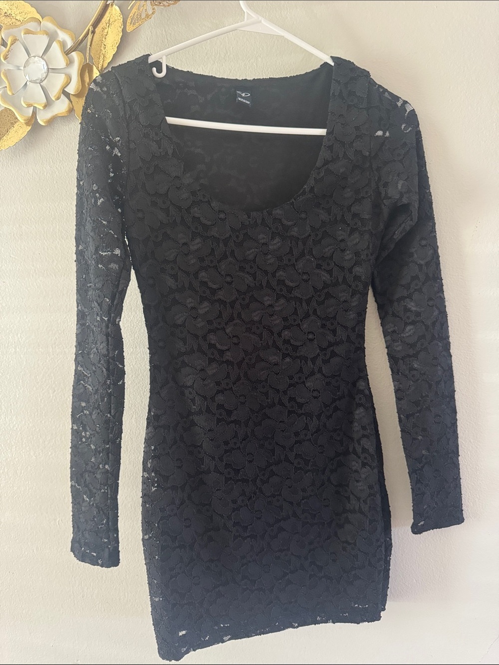 Windsor Black Floral Lace Long-Sleeve Bodycon Dress